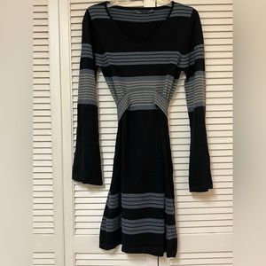 PRANA Sydney Sweater Dress w/ Tie Waist Flared Sleeve Gray Tan Blue - Small VGUC